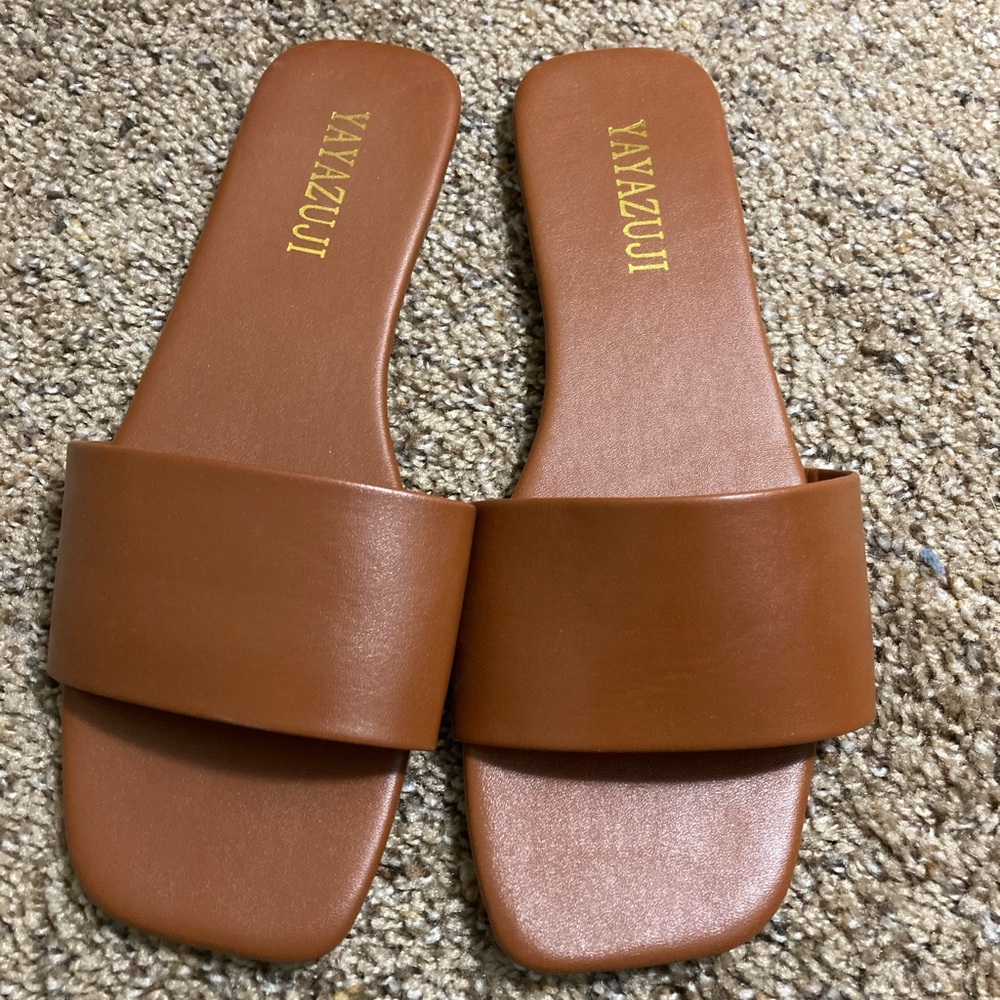 Women's Brown Slide Sandals